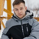 Максим, 18 года