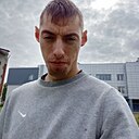 Валера, 24 года