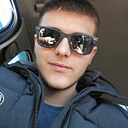 Максим, 23 года