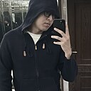 Алишер, 23 года