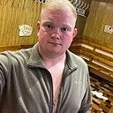 Сергей, 33 года