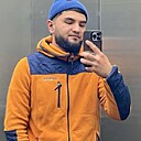 Abu, 24 года