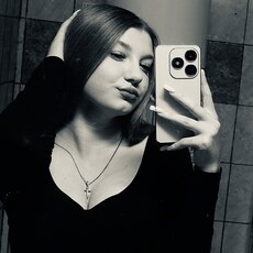 Фотография девушки Алёна, 21 год из г. Саратов
