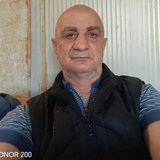 Фотография мужчины Арарат, 54 года из г. Москва