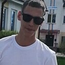 Денис, 24 года