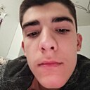 Иса, 19 лет