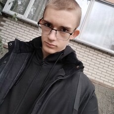 Фотография мужчины Александр, 18 лет из г. Канск