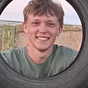 Mikhail, 24 года