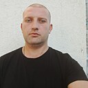 Миша, 33 года