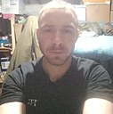 Максим, 33 года