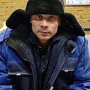 Den, 44 года