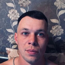Фотография мужчины Денис, 32 года из г. Новый Уренгой