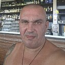 Роман, 44 года