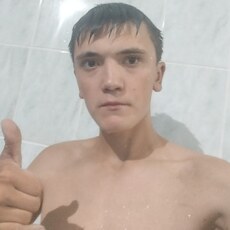 Фотография мужчины Артёмка, 20 лет из г. Антрацит
