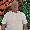 Миша, 60 лет