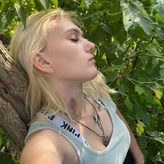 Фотография девушки Каролина, 20 лет из г. Набережные Челны