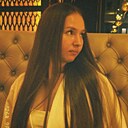 Анастасия, 18 лет