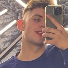Фотография мужчины Максим, 19 лет из г. Минск