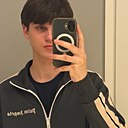 Владислав, 18 лет
