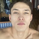 Эмреджан, 32 года