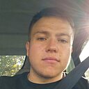 Максим, 23 года