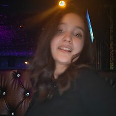 Фотография девушки Рада, 18 лет из г. Омск