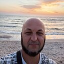 Артём, 44 года