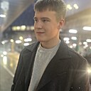 Михаил, 20 года