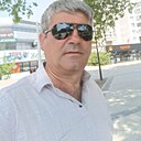 Хагани, 44 года