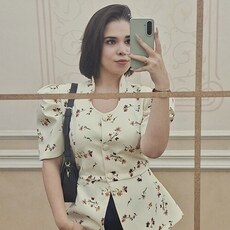 Фотография девушки Ия, 18 лет из г. Томск