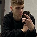 Саша, 24 года