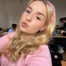 Фотография девушки Оля, 18 лет из г. Липецк