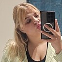 Оксана, 18 год