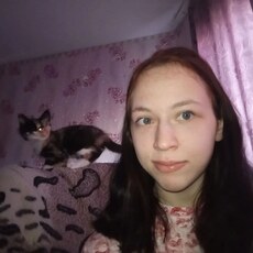 Фотография девушки Уля, 18 лет из г. Мончегорск