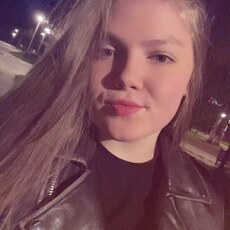 Фотография девушки Мия, 23 года из г. Сыктывкар