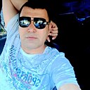 Я У, 36 лет