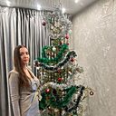 Октябрина, 24 лет