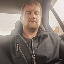 Михаил, 33 года