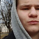 Саша, 22 года