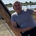 Миша, 42 года
