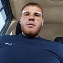 Лев, 27 лет