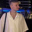 Виктор, 22 года