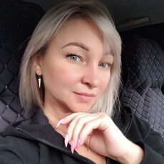 Фотография девушки Рогнеда, 39 год из г. Санкт-Петербург