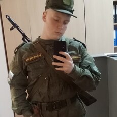 Фотография мужчины Демид, 19 года из г. Мончегорск