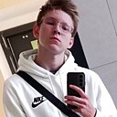 Виктор, 18 лет