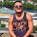 Антон, 31 года