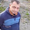 Лев, 43 года