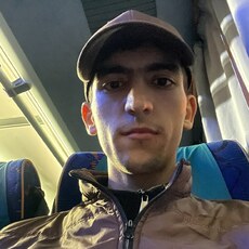 Фотография мужчины Файз, 21 год из г. Подольск