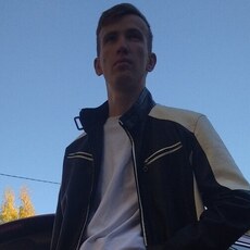 Фотография мужчины Богдан, 20 год из г. Киров