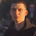 Никон, 21 лет